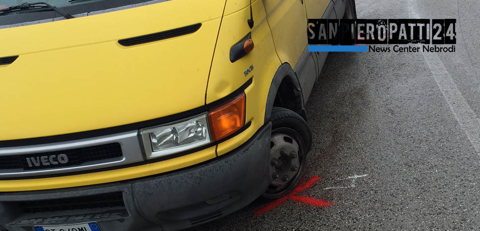 SAN PIERO PATTI –  Scontro scuolabus-auto sulla strada provinciale SP122